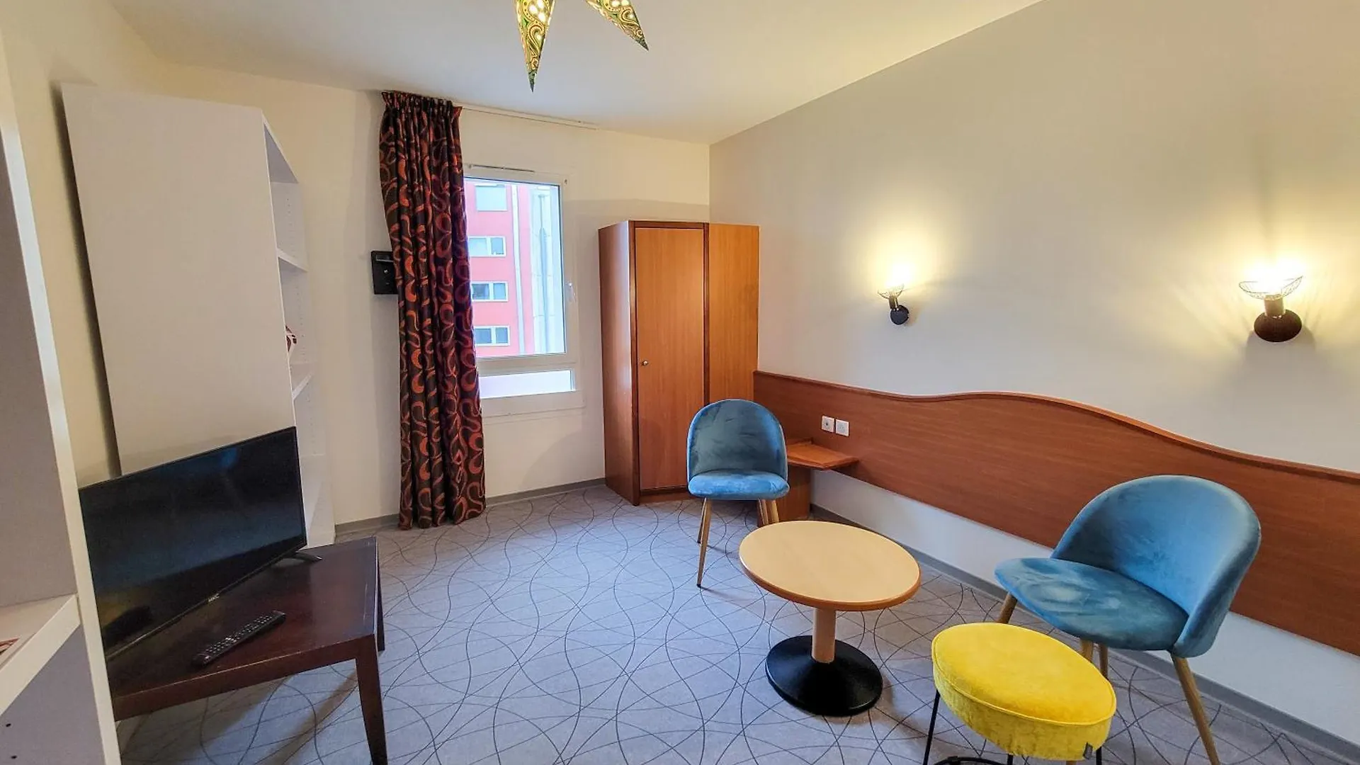 B&B Hotel Rodez Bourran 3*,  France