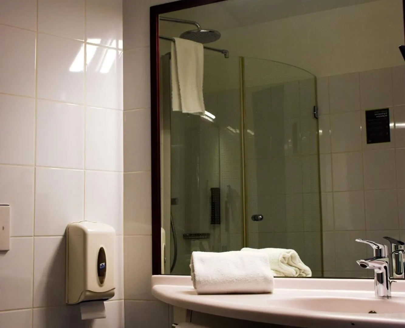 B&B Hotel Rodez Bourran 3*,