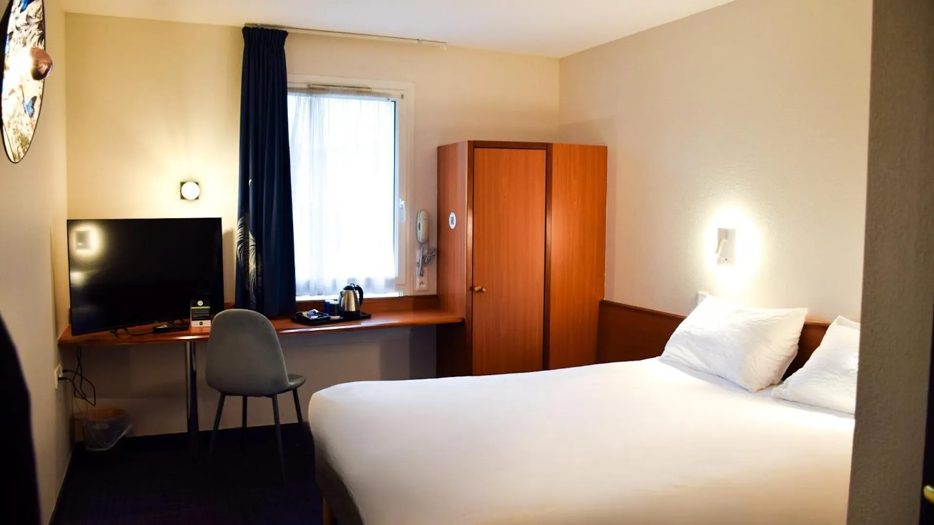 B&B Hotel Rodez Bourran 3*,  France