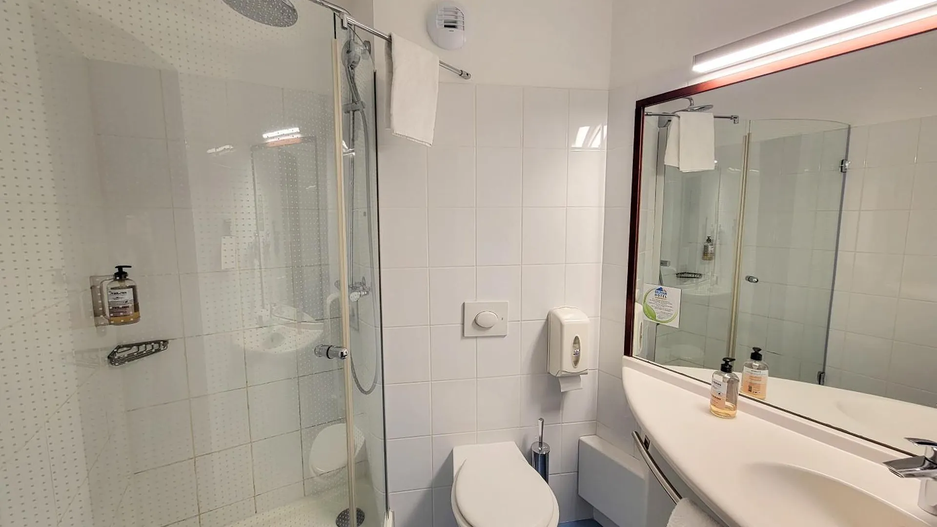 B&B Hotel Rodez Bourran 3*,  France