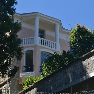 Apartment Le Bompard 50 M2 Art Deco Plein Centre Avec Jardin